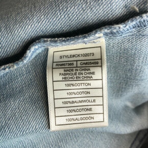 Cupcakes & Cashmere Lany Crop Denim Jacket NWT - Picture 12 of 15